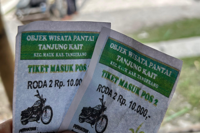 Foto: Karcis masuk kawasan wisata Tanjung Kait