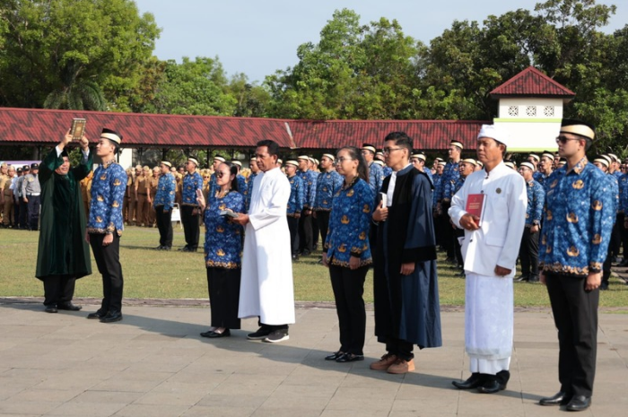 Foto: prosesi pengambilan sumpah dan pelantikan digelar di Lapangan Raden Aria Yudhanegara, Tigaraksa | Dok. Istimewa