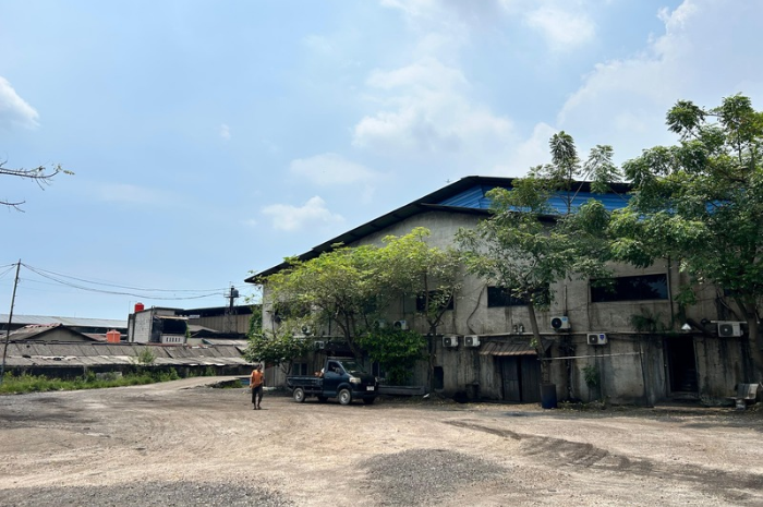 Foto: kondisi halaman PT Xing Xing Steel, di Pasar Kemis | Dok. Tangerangupdate.com