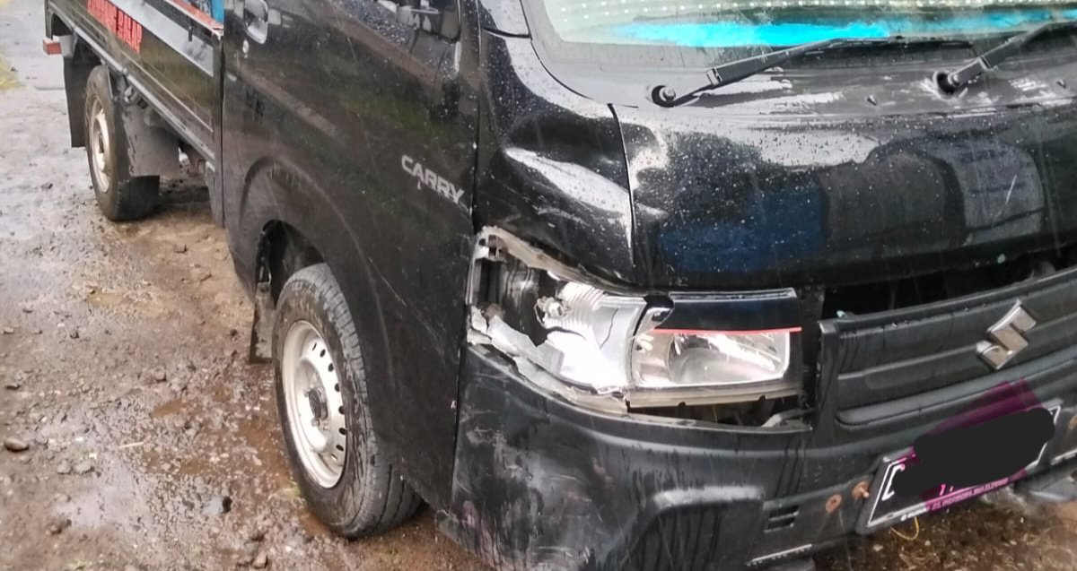 Mobil yang diduga terlibat kecelakaan dengan pelajar di Ciputat/ Dok. Polsek Ciputat