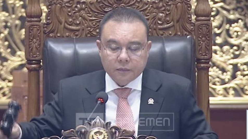 Foto: Wakil Ketua DPR RI Sufmi Dasco Ahmad memimpin Rapat Paripurna di Kompleks Parlemen, Senayan, Jakarta, Selasa (9/6/2026), dengan agenda pengesahan revisi Undang-Undang (RUU) Polri. | Tangkapan layar YouTube TVR Parlemen