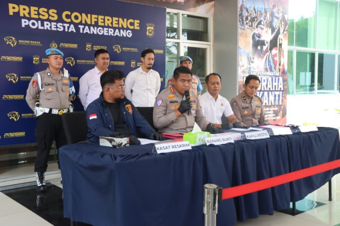 Foto: konferensi pers penangkapan terduga pelaku penyiksaan dan pemaksaan melakukan masturbasi pria di Panongan | Dok. Istimewa