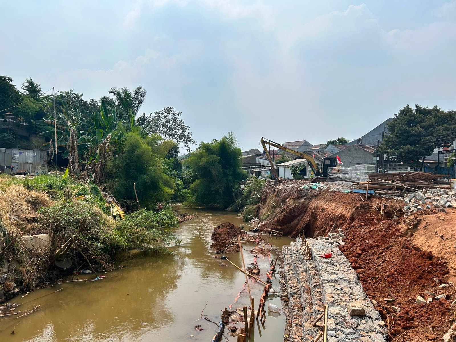 Foto: proyek penanganan banjir di Perumahan Villa Pamulang | Dok. Tangerangupdate.com